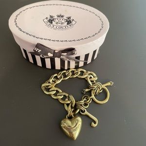 Juicy charm chain bracelet